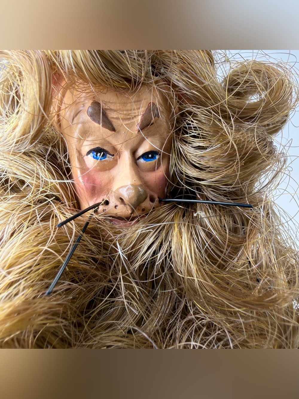 Kurt Adler Wizard of Oz Cowardly Lion Figure 1998 Vintage Courage Medal Lion - Picture 2 of 13